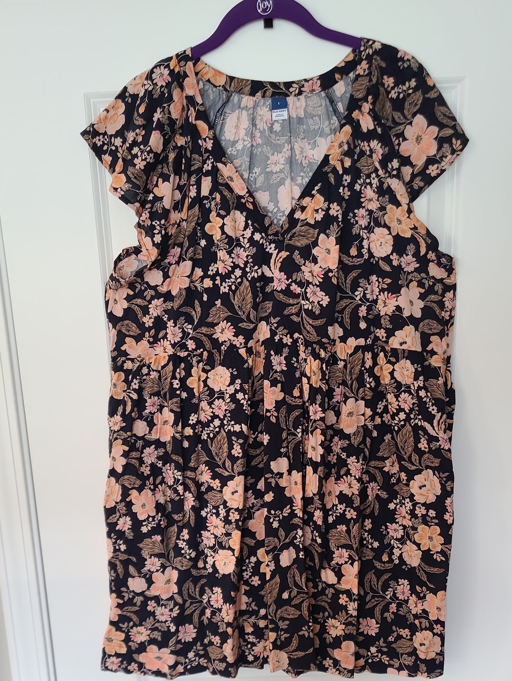 Old Navy Black Floral V-Neck Short Sleeve Blouse with Peach Blooms